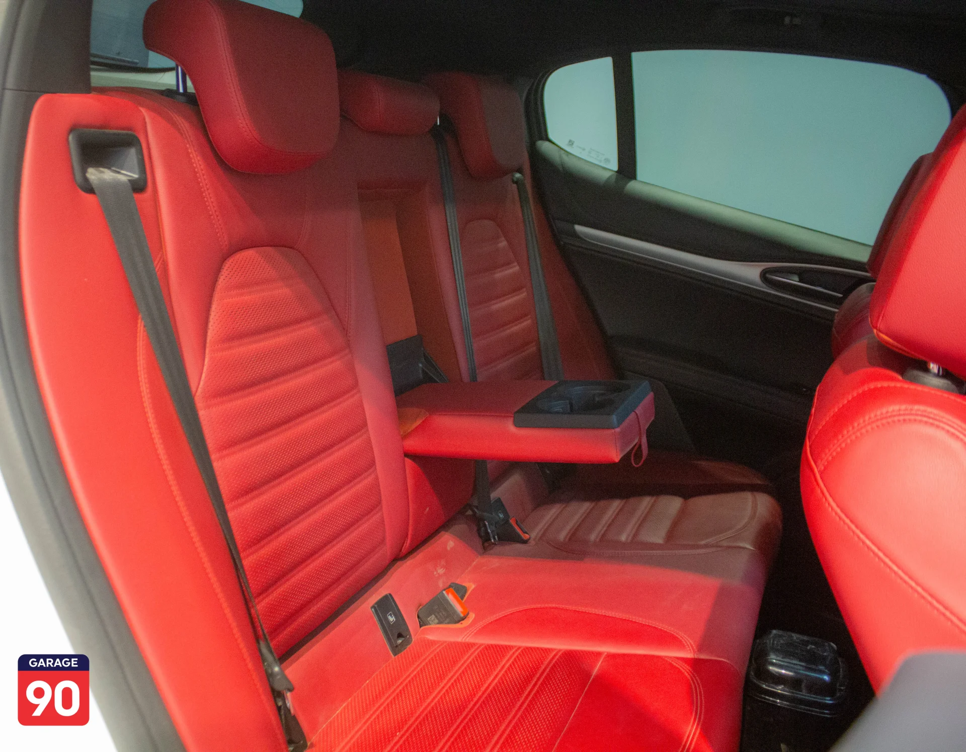Alfa Romeo Stelvio Veloce Wakeel 2024 - صورة 20