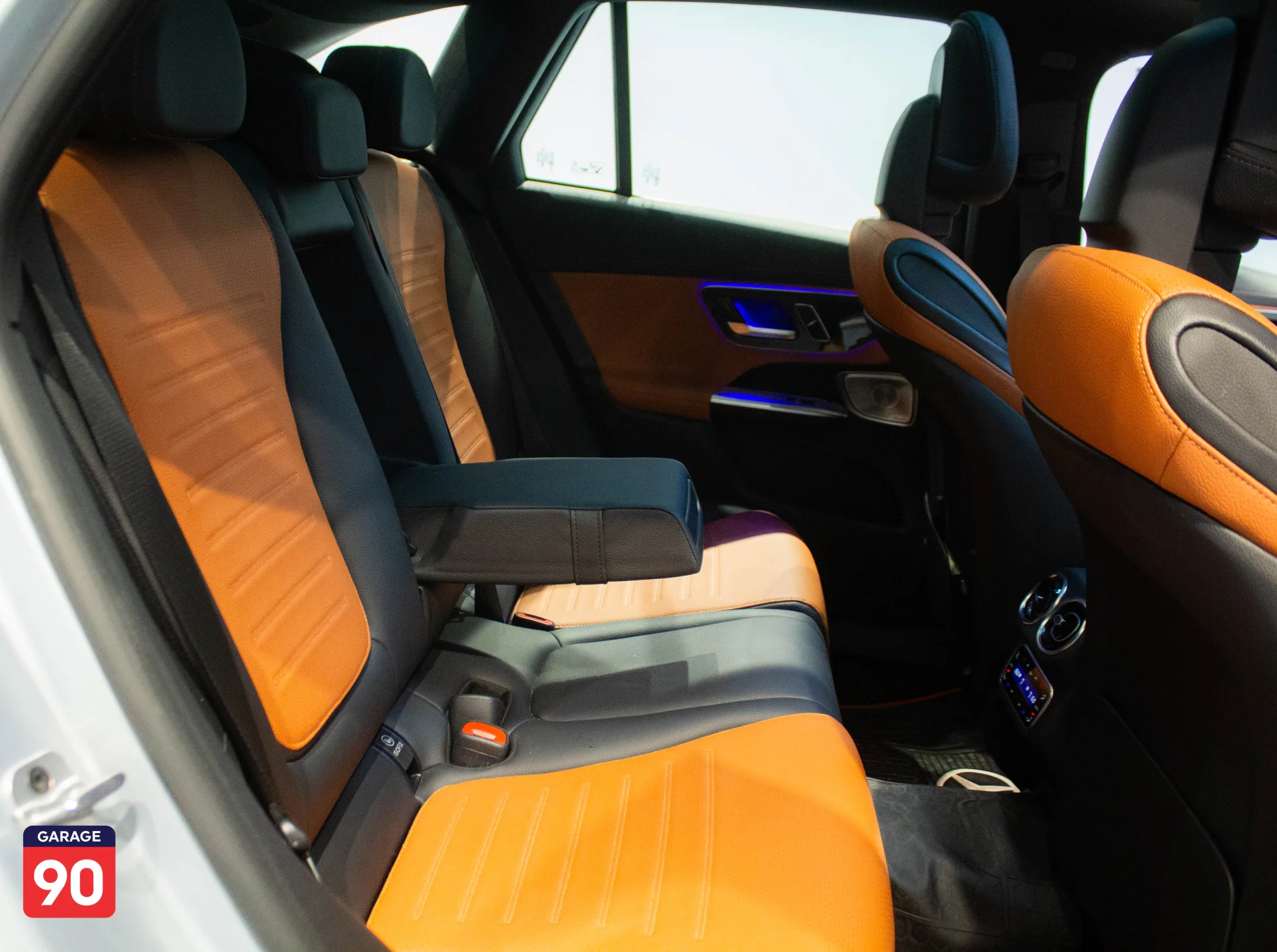 Mercedes GLC200 AMG Import 2024 - صورة 19