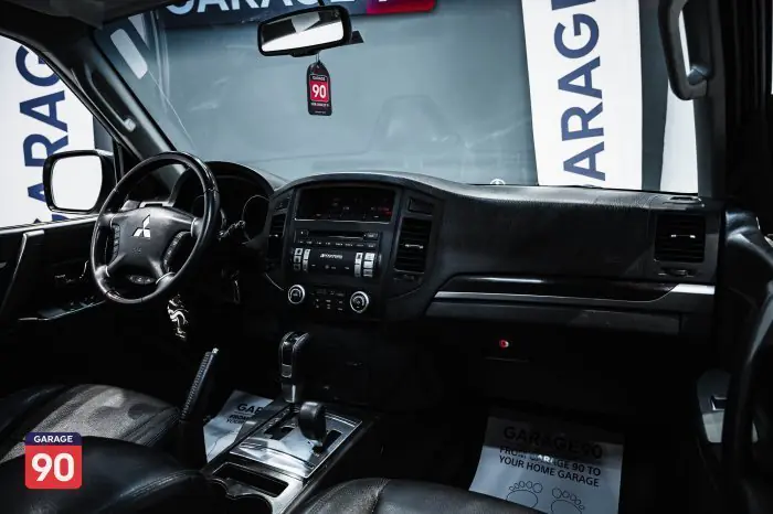 Mitsubishi Pajero 2011 - صورة 10