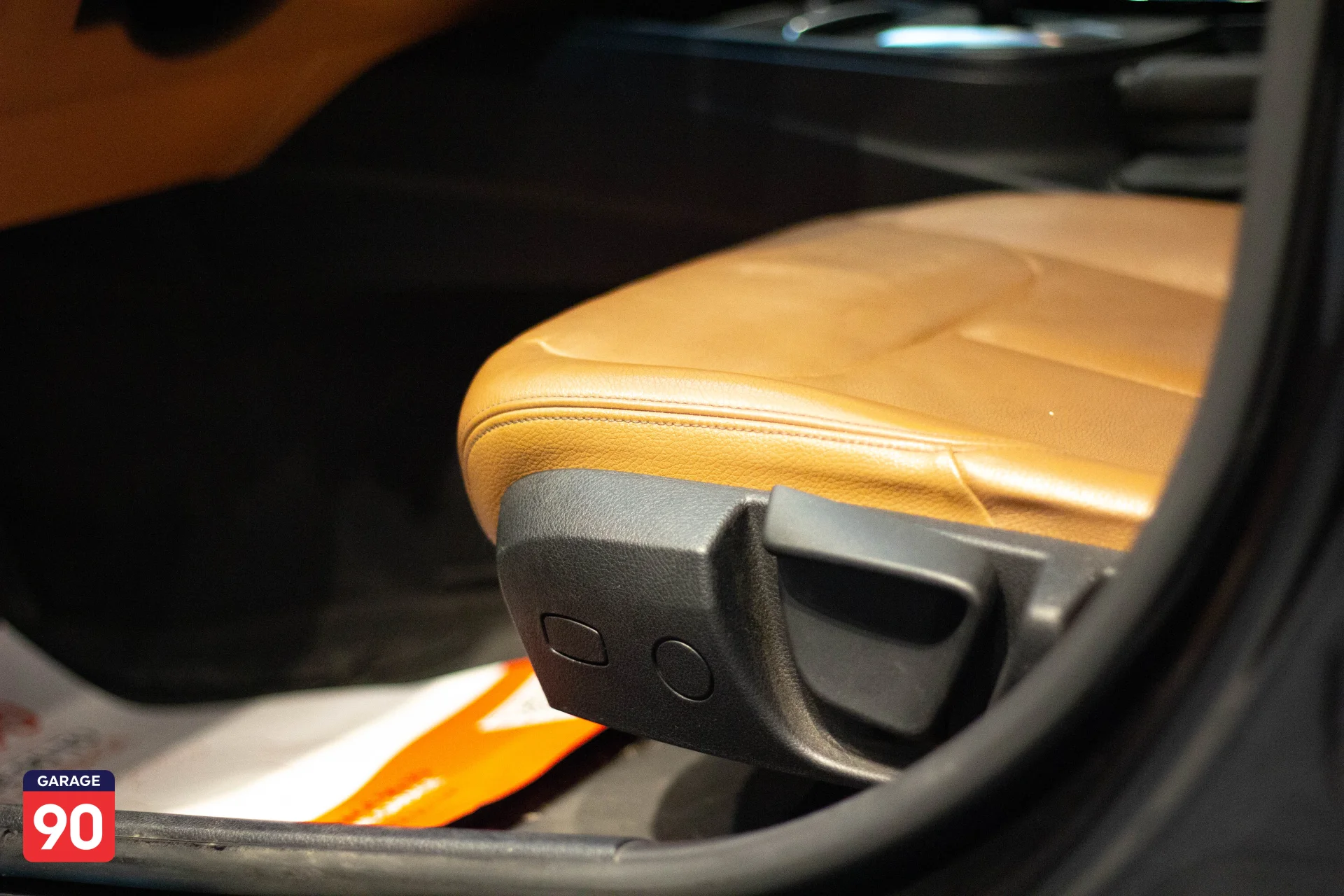Bmw 318 Luxury Wakeel 2016 - صورة 18