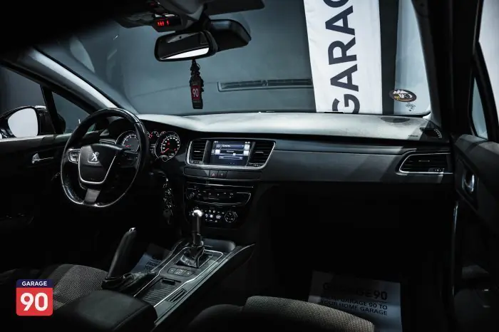 Peugeot 5008 2016 - صورة 11