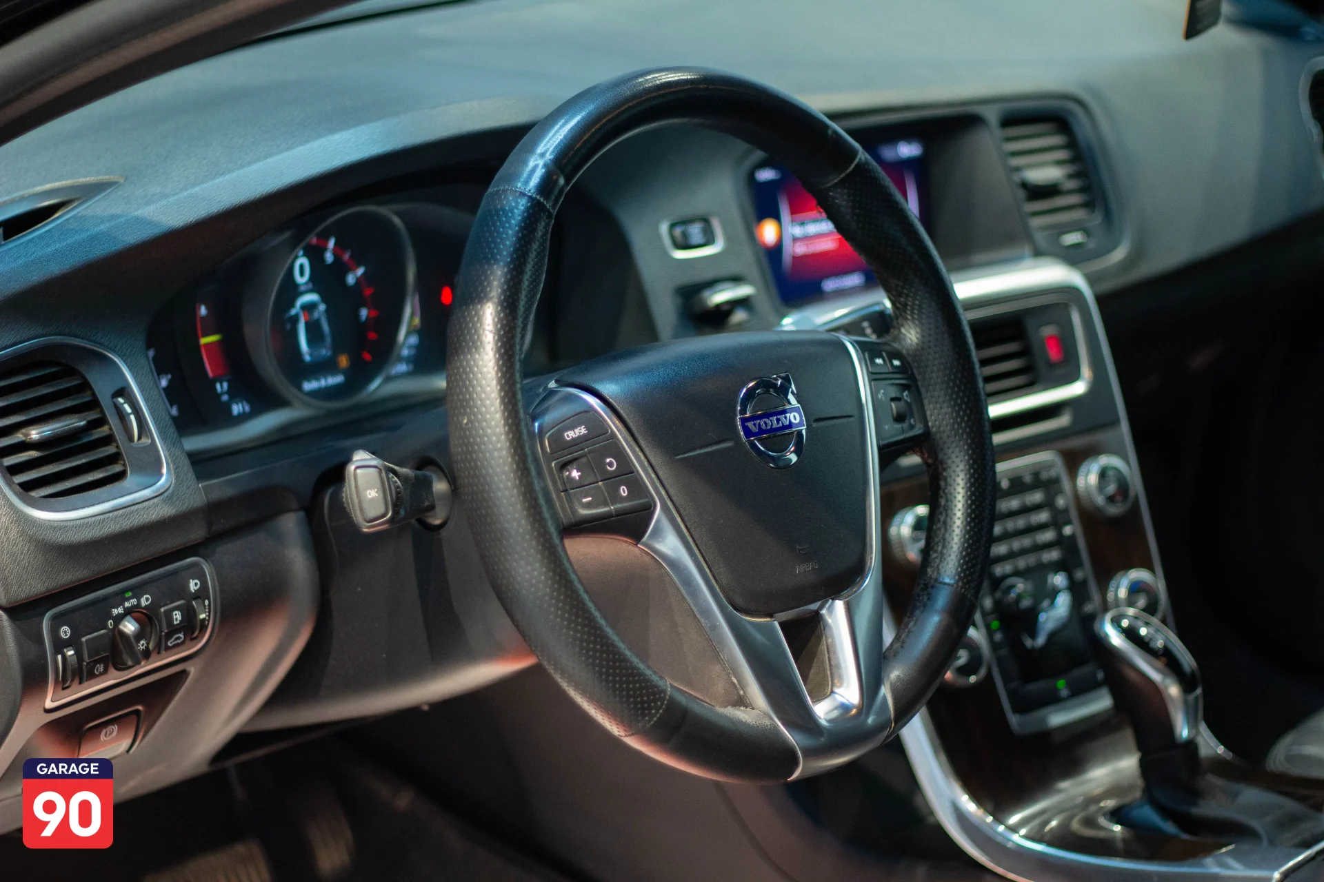 Volvo S60 T3 Wakeel 2018 - صورة 11