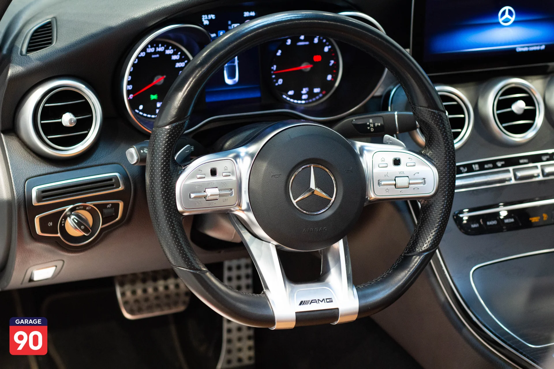 Mercedes C180 Cabriolet AMG Import 2021 - صورة 14