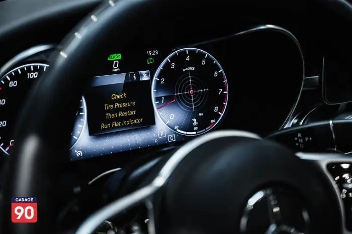 Mercedes-Benz C200 2019 - صورة 16