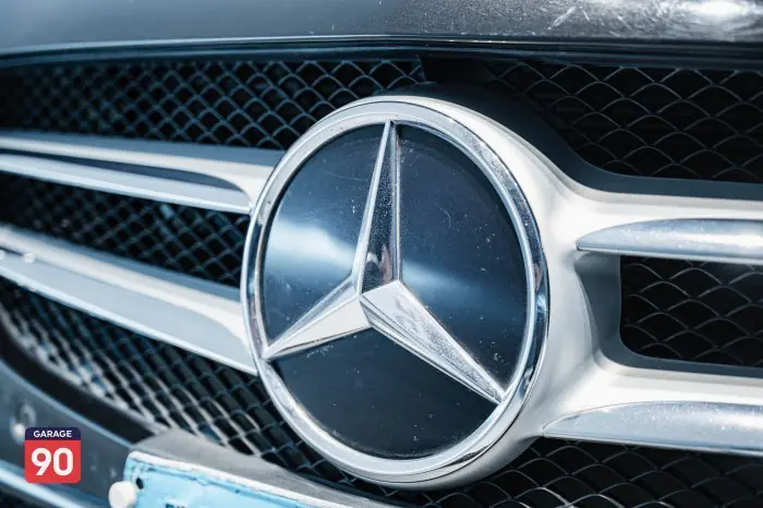 Mercedes-Benz C200 2019 - صورة 12