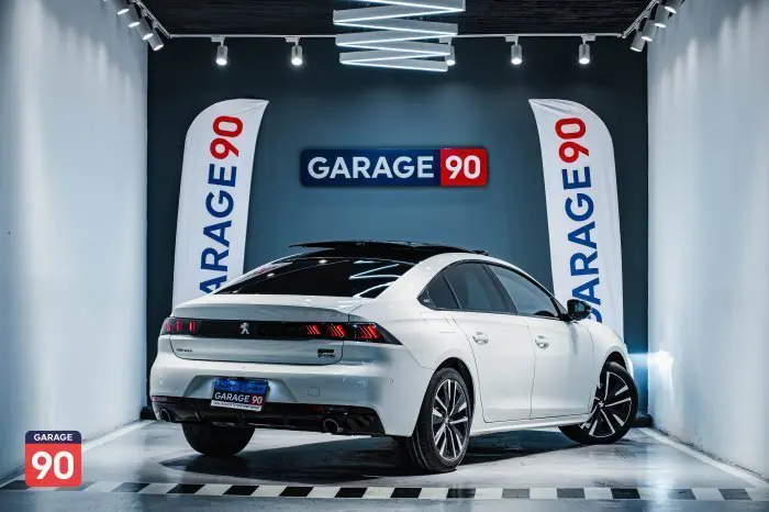 Peugeot 5008 2021 - صورة 6