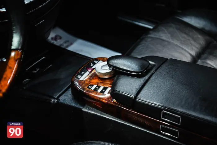 Mercedes-Benz S500 2008 - صورة 16