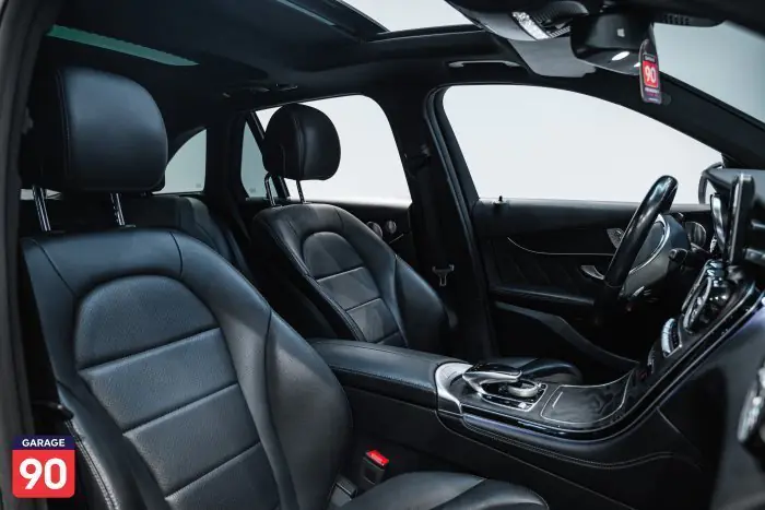 Mercedes-Benz GLC250 2019 - صورة 13