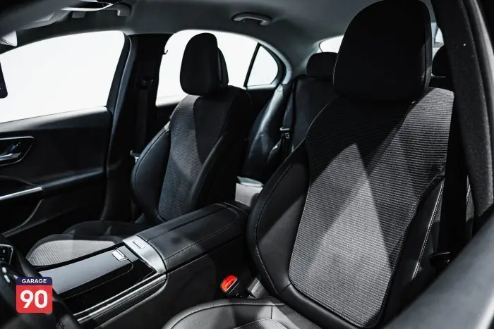 Mercedes-Benz C180 2022 - صورة 16