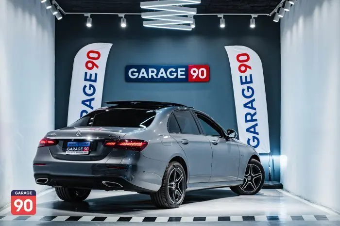 Mercedes-Benz E300 2021 - صورة 7