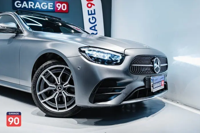 Mercedes-Benz E300 2021 - صورة 13