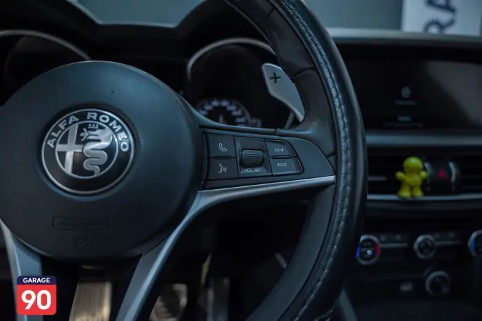 Alfa Romeo Stelvio 2020 - صورة 13