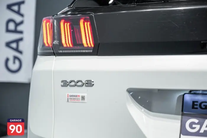 Peugeot 3008 2021 - صورة 8