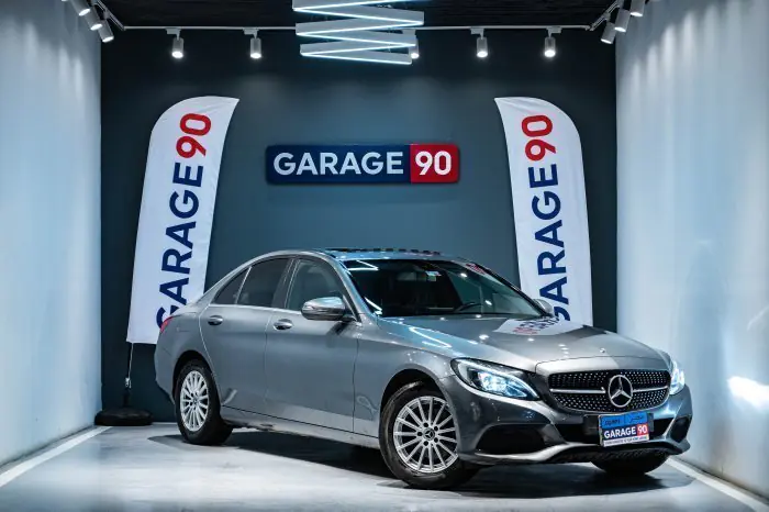 Mercedes-Benz C180 2018 - صورة 3