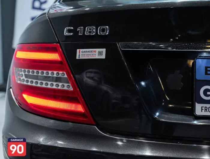Mercedes-Benz C180 2014 - صورة 9