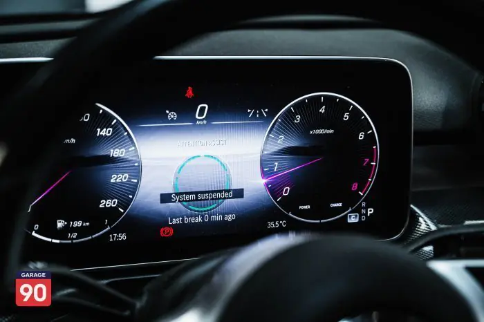 Mercedes-Benz C200 2022 - صورة 12