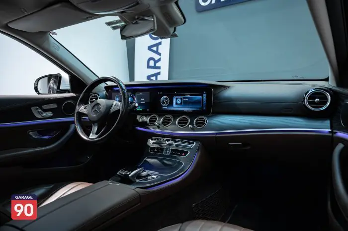 Mercedes-Benz E350e 2018 - صورة 13