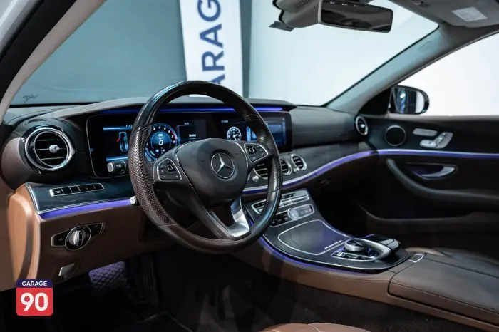 Mercedes-Benz E350e 2018 - صورة 10
