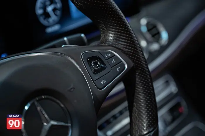 Mercedes-Benz E350e 2018 - صورة 12
