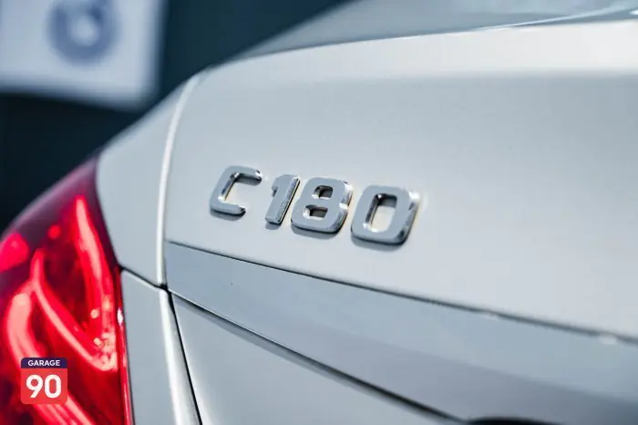 Mercedes-Benz C180 2017 - صورة 10