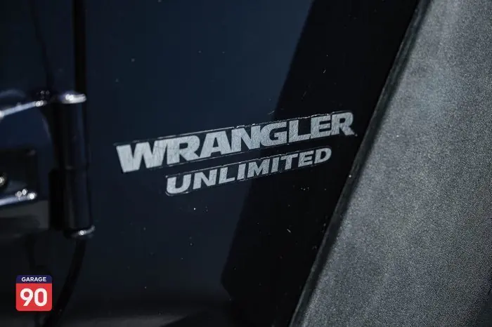 Jeep Wrangler 2015 - صورة 10