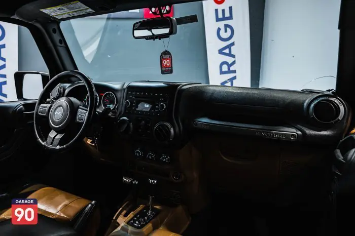 Jeep Wrangler 2015 - صورة 13