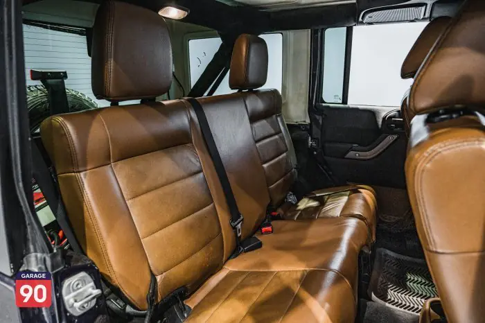 Jeep Wrangler 2015 - صورة 17