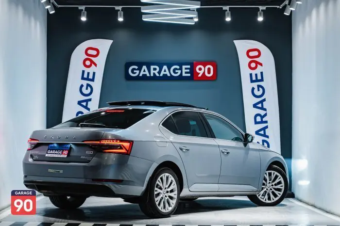 Skoda superb 2021 - صورة 6