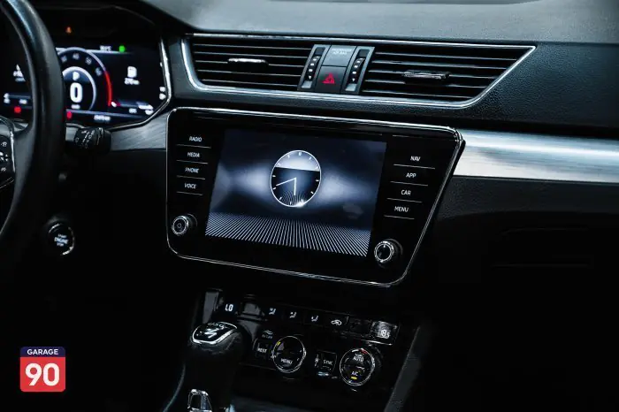 Skoda superb 2021 - صورة 12