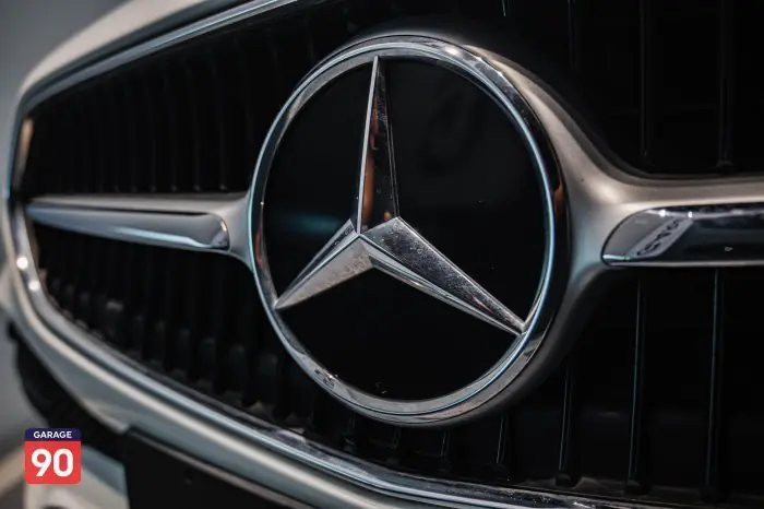 Mercedes-Benz C180 2022 - صورة 15
