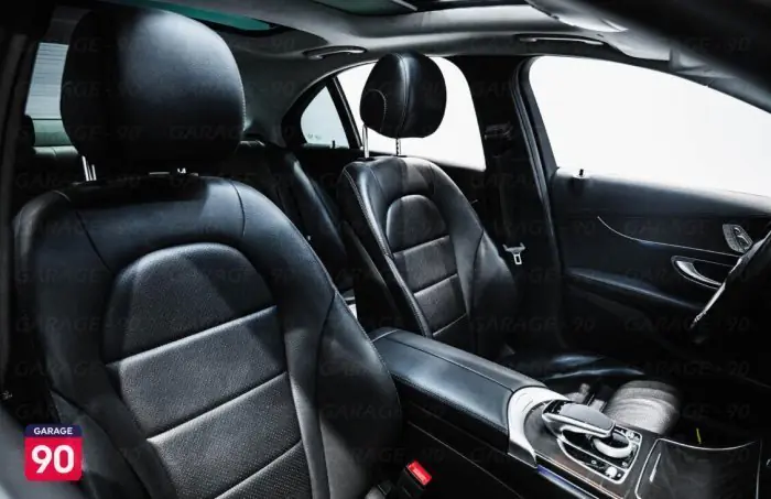 Mercedes-Benz C180 2019 - صورة 14