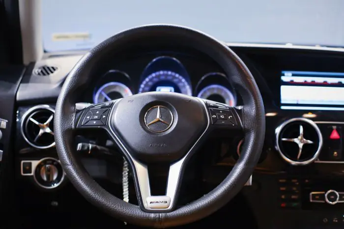 Mercedes-Benz GLK250 2014 - صورة 13