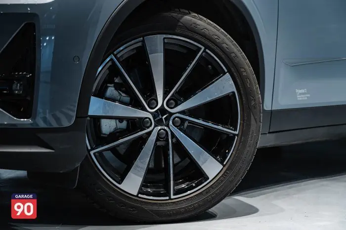 Volvo Polestar 2021 - صورة 13