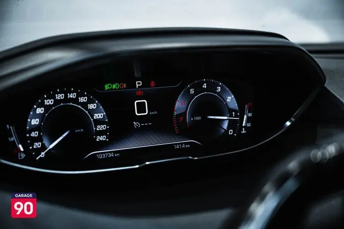 Peugeot 3008 2020 - صورة 9