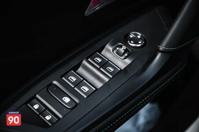 Peugeot 408 2023 - صورة 19