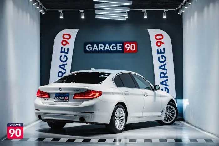 bmw 520i 2020 - صورة 6