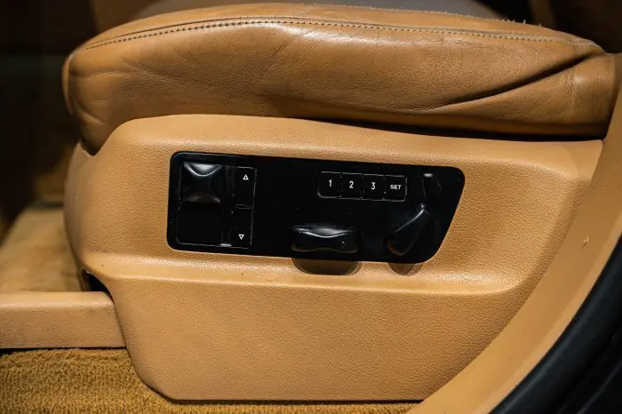 Porsche Cayenne 2009 - صورة 17