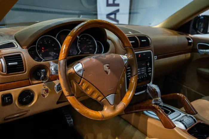 Porsche Cayenne 2009 - صورة 11