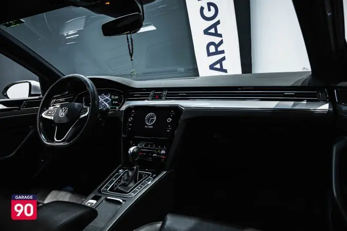 Volkswagen Passat 2021 - صورة 11