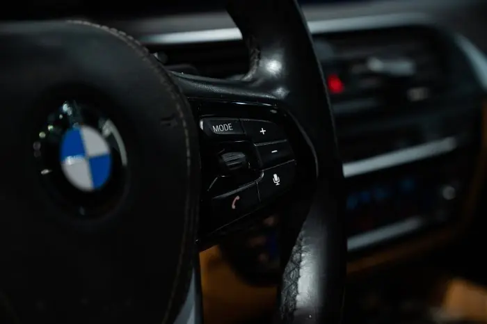 bmw 520i 2018 - صورة 13