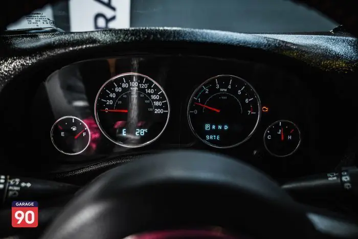 Jeep Wrangler 2015 - صورة 11