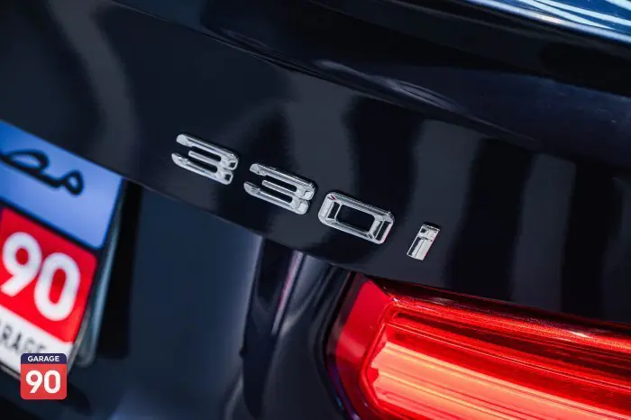bmw 330i 2016 - صورة 12