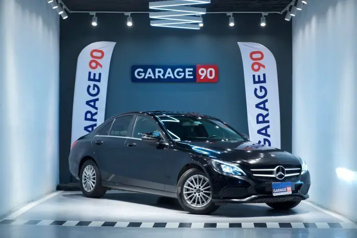 Mercedes-Benz C180 2018 - صورة 3