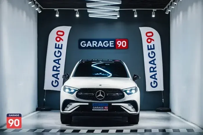 Mercedes-Benz GLC300 2023
