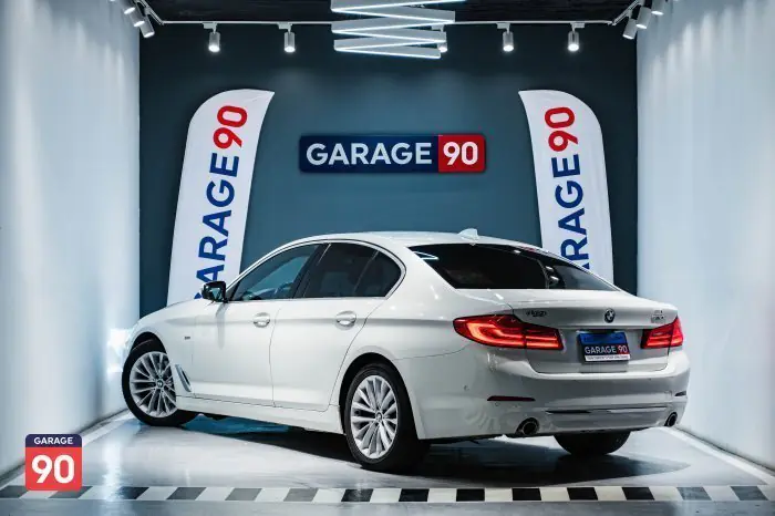 bmw 520i 2019 - صورة 5