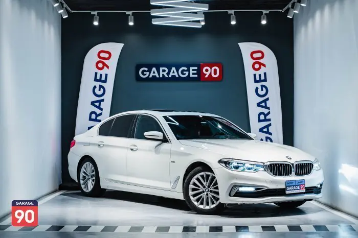 bmw 520i 2019 - صورة 3