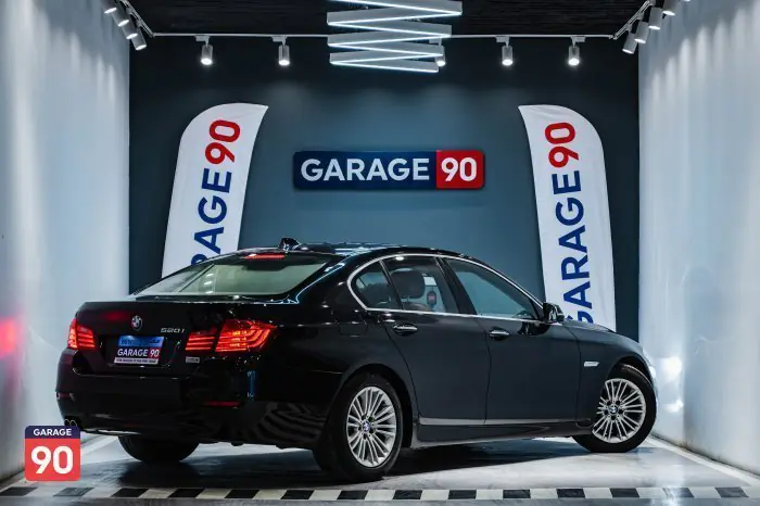 bmw 520i 2015 - صورة 7
