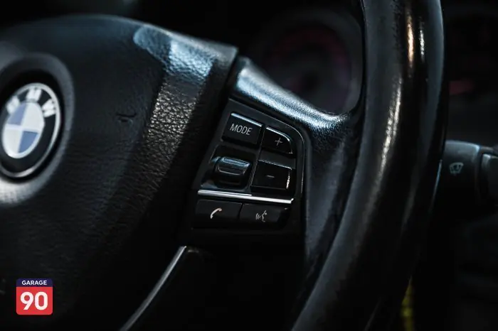 bmw 520i 2015 - صورة 18
