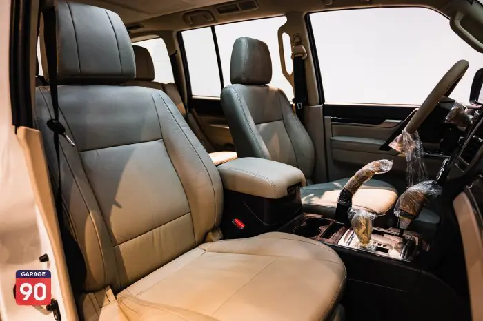 Mitsubishi Pajero 2017 - صورة 20