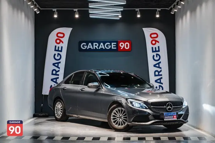 Mercedes-Benz C180 2018 - صورة 6